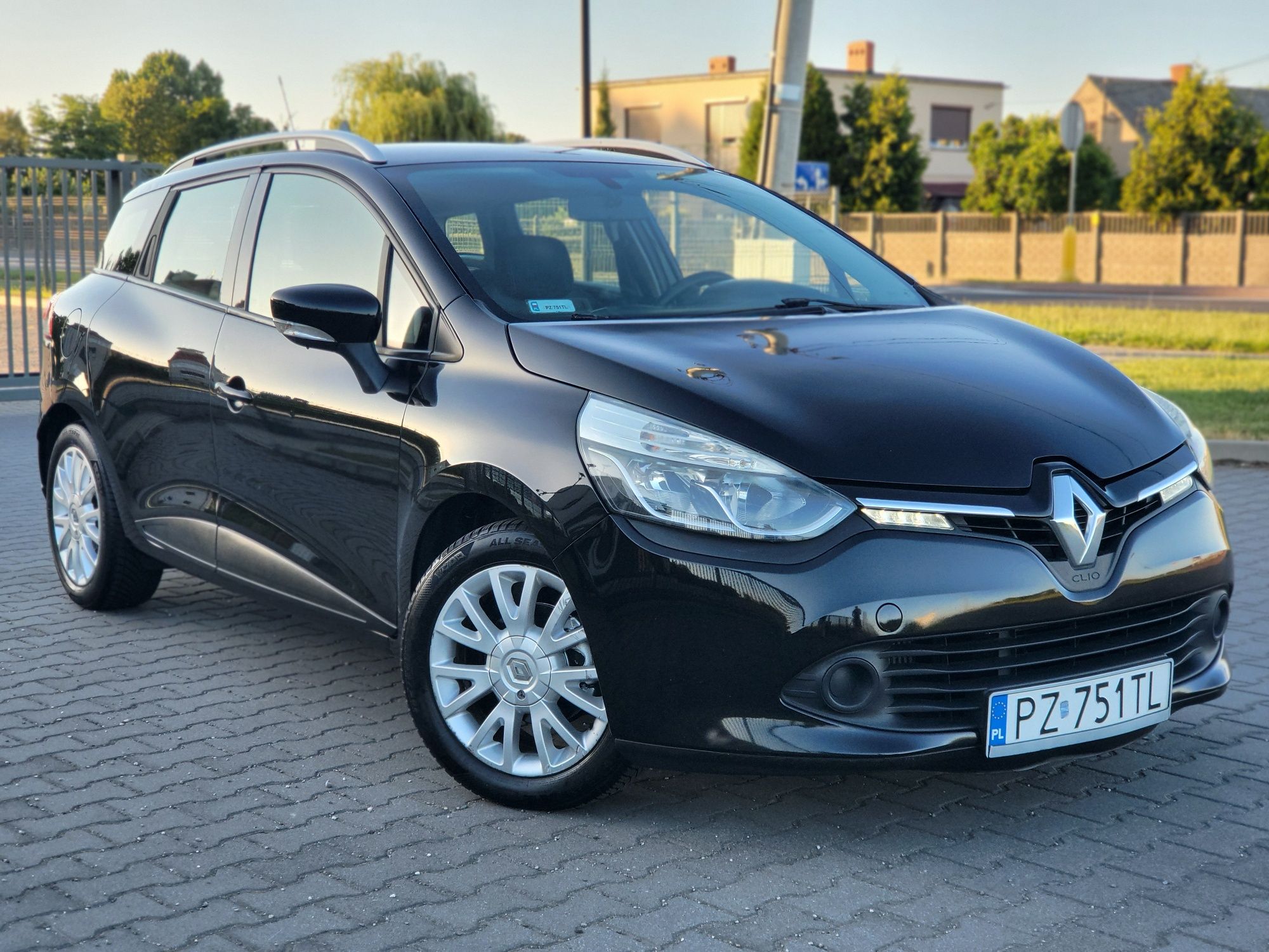 Renault Clio IV Grandtour 1.5 DCI 2015r - Tablet - Klima - Stan Bdb -