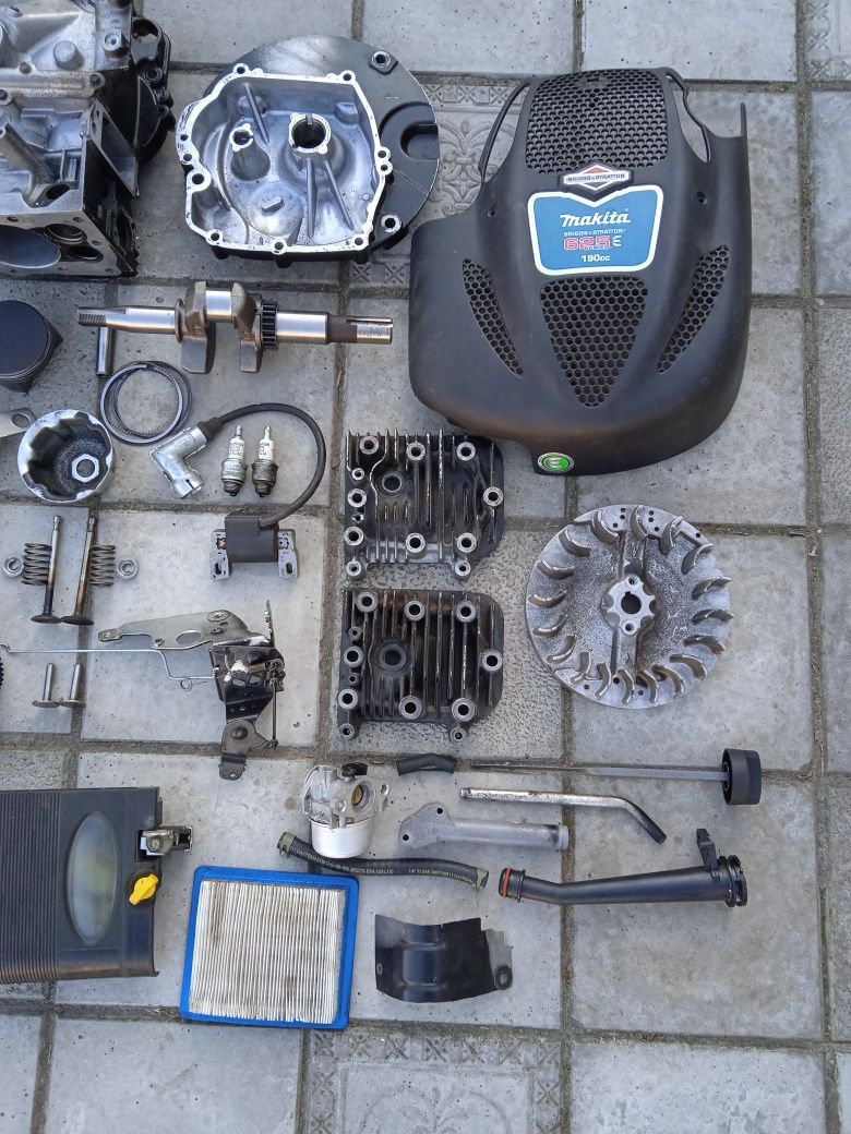 Briggs Stratton190 см³, 625 та Quantum По з/ч до газонокосарки.