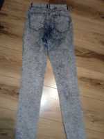Spodnie jeans Reserved 34