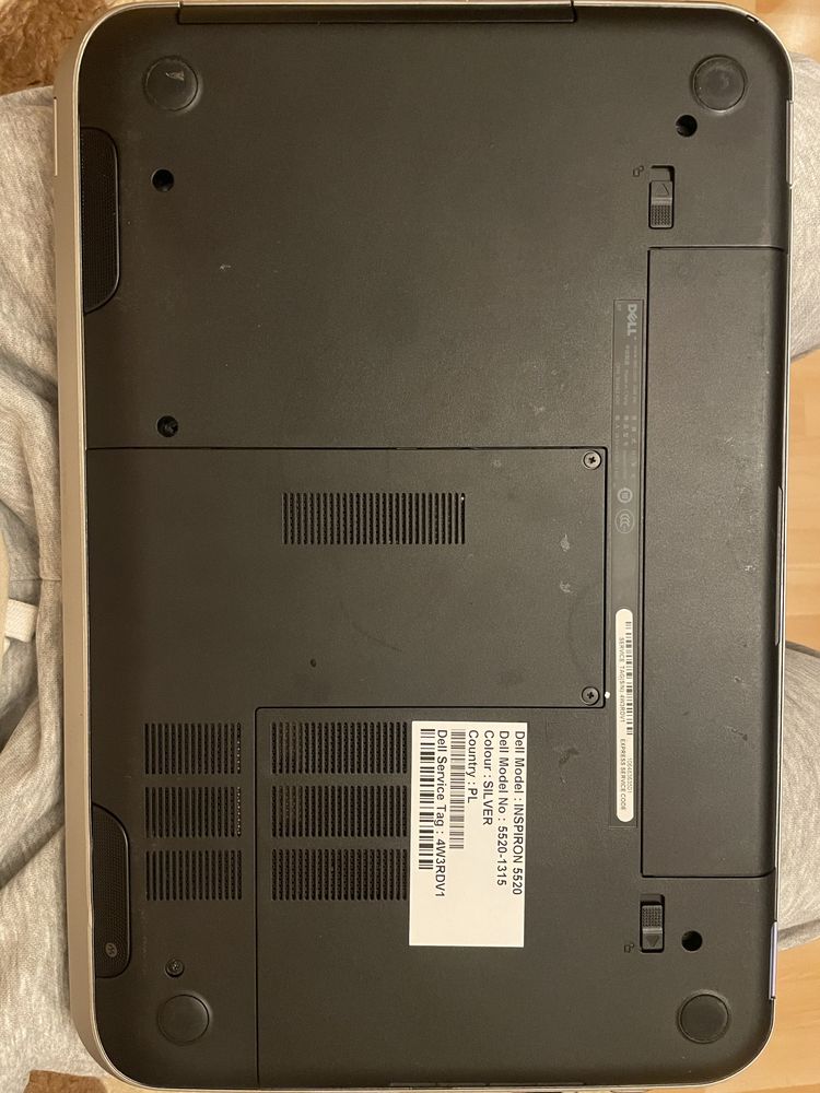 Laptop dell INSPIRON 5520