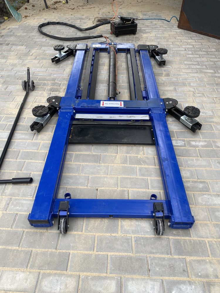 Podnosnik warsztatowy hydrauliczny 2.5T