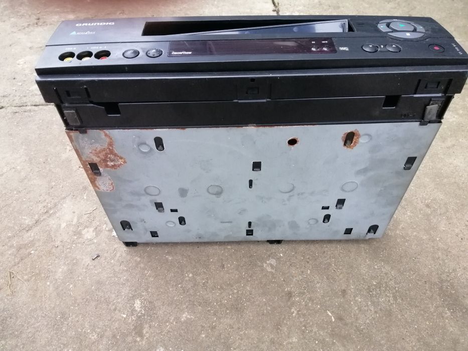 Продам магнітофон GRUNDIG mega dgik