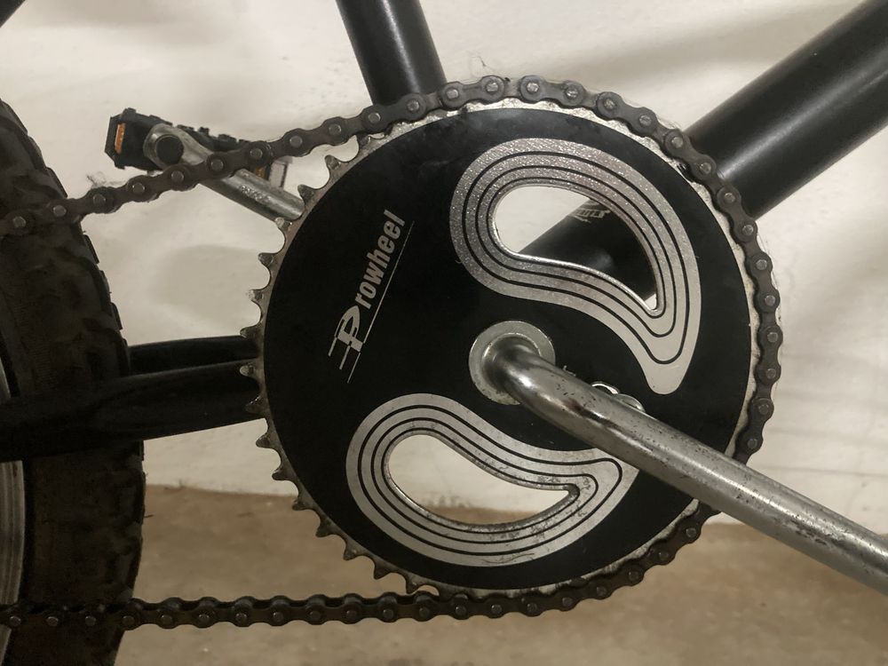 Vende se bicicleta