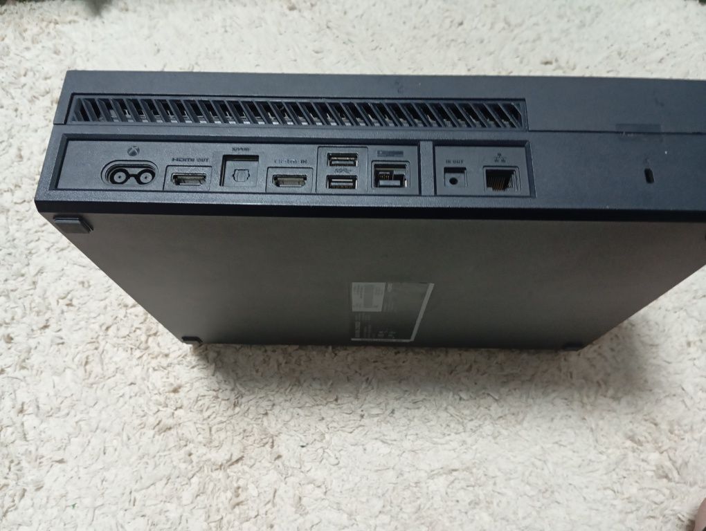 Ігрова приставка Xbox one 500 gb