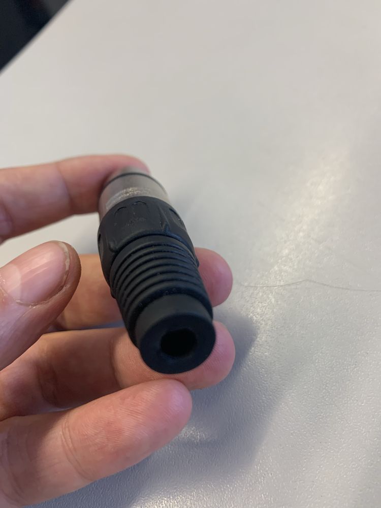 Gniazdo XLR mikrofonowe 3pin na kabel CZARNE(