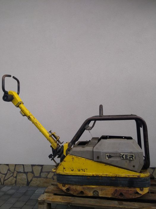 Zagęszczarka Wacker dpu4045 brak silnika