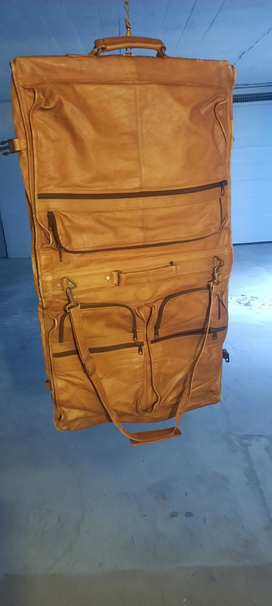 Porta-Fato Vintage Cabedal