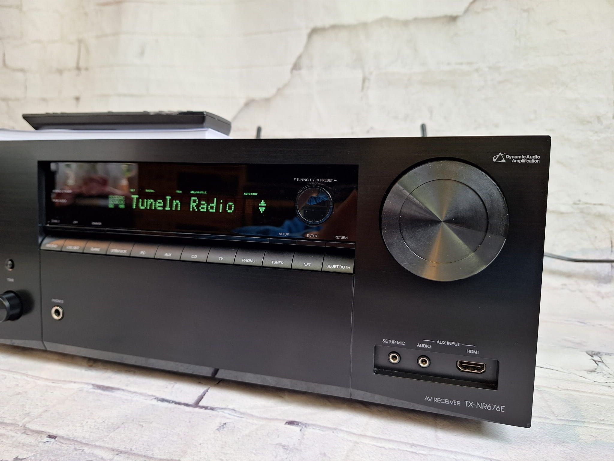 7.2 Onkyo TX-NR676 4k60p Dolby Atmos Vsion HDR BT Wi-Fi  Chromecast