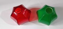 Tulipas Hexagonais em Vidro Colorido – Estilo Modernista