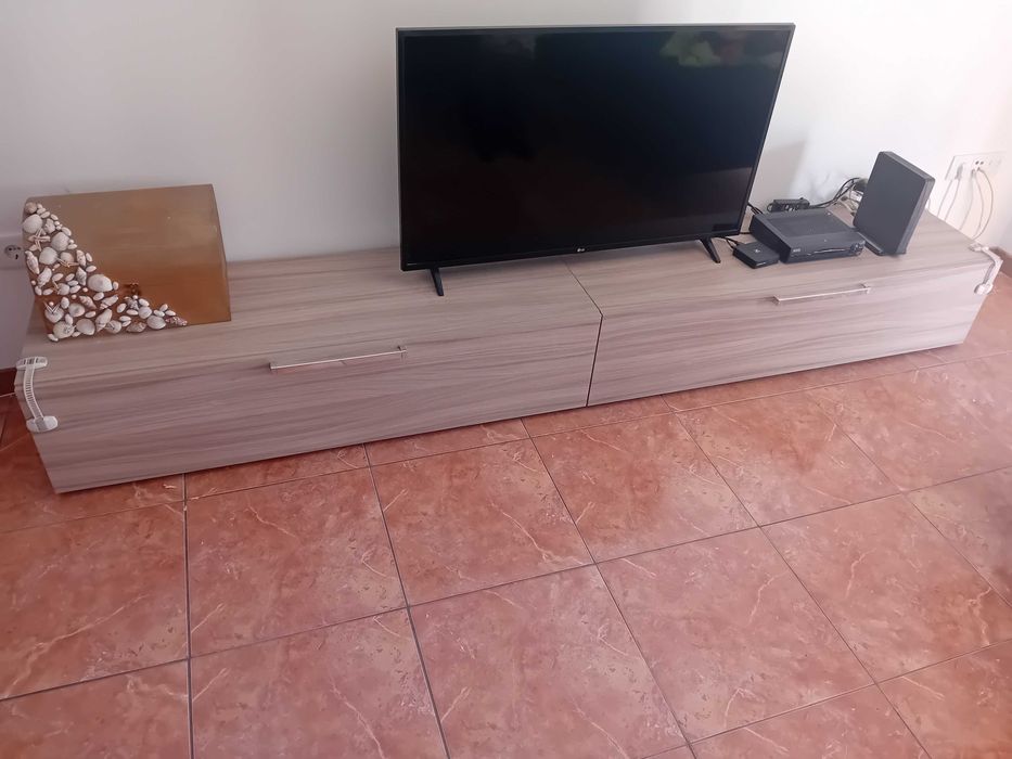 Sala de estar e jantar completa