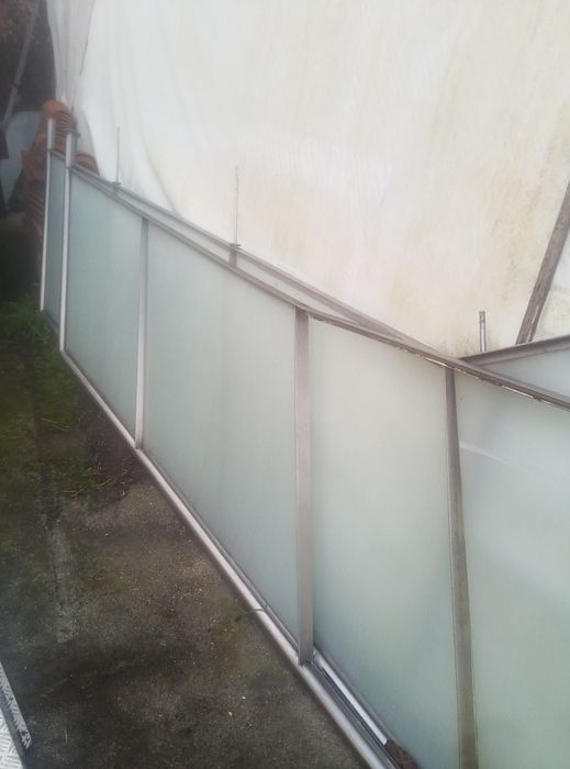 Vendo grandes em inox usadas