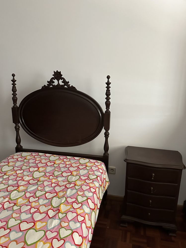 Guarda roupa/vestidos