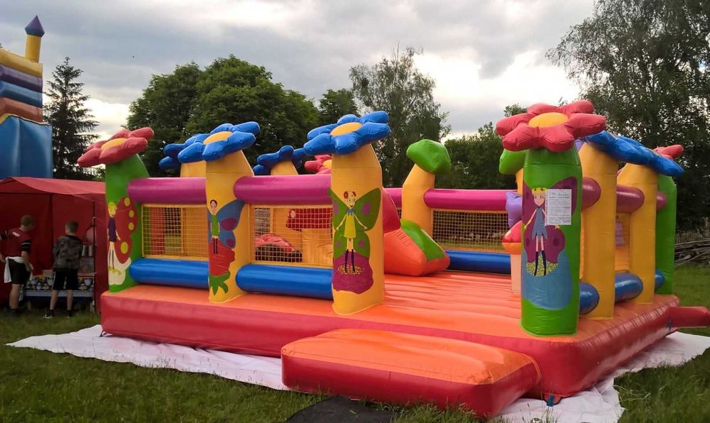 Дитячі атракціони Надувна гірка Батут солодка вата попкорн оренда