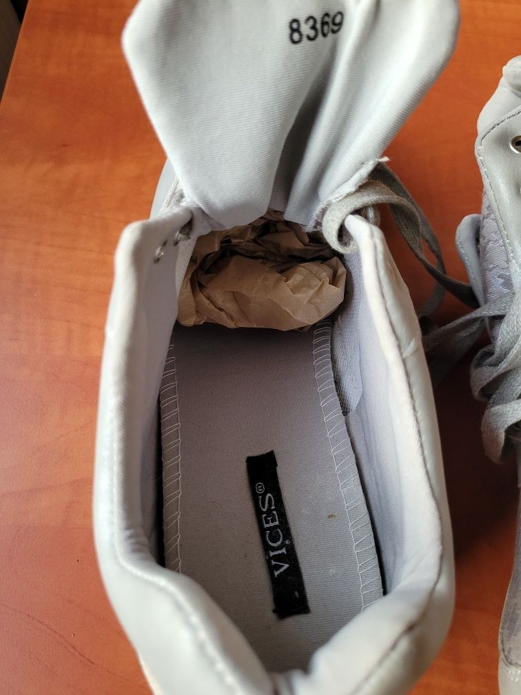 Buty sneakersy 41 VICES