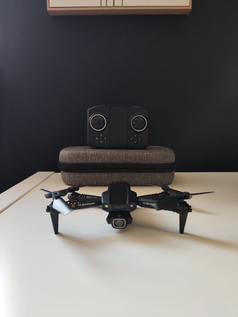 Dron profesionalny Lansenxi Dual Camera +3 baterie PREZENT