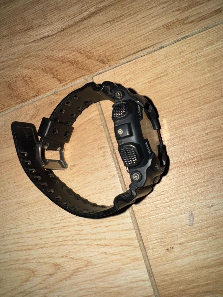 Casio GA-140-1A1ER Czarny