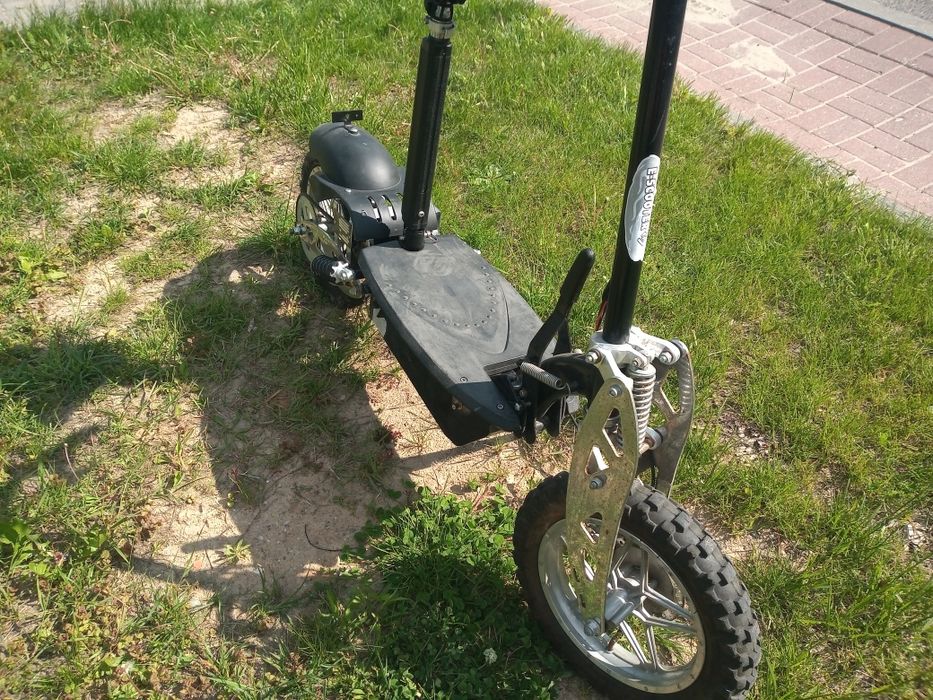 Skuter Hulajnoga elektryczna Viron.