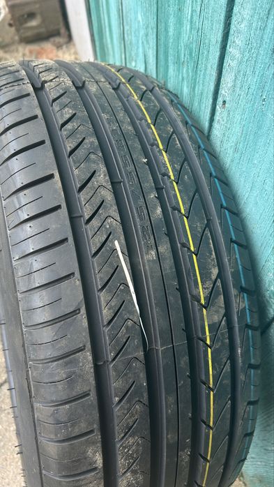 Продам резину 225/55/17