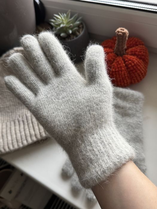 Шапка жіноча, комплект шапка і перчатки