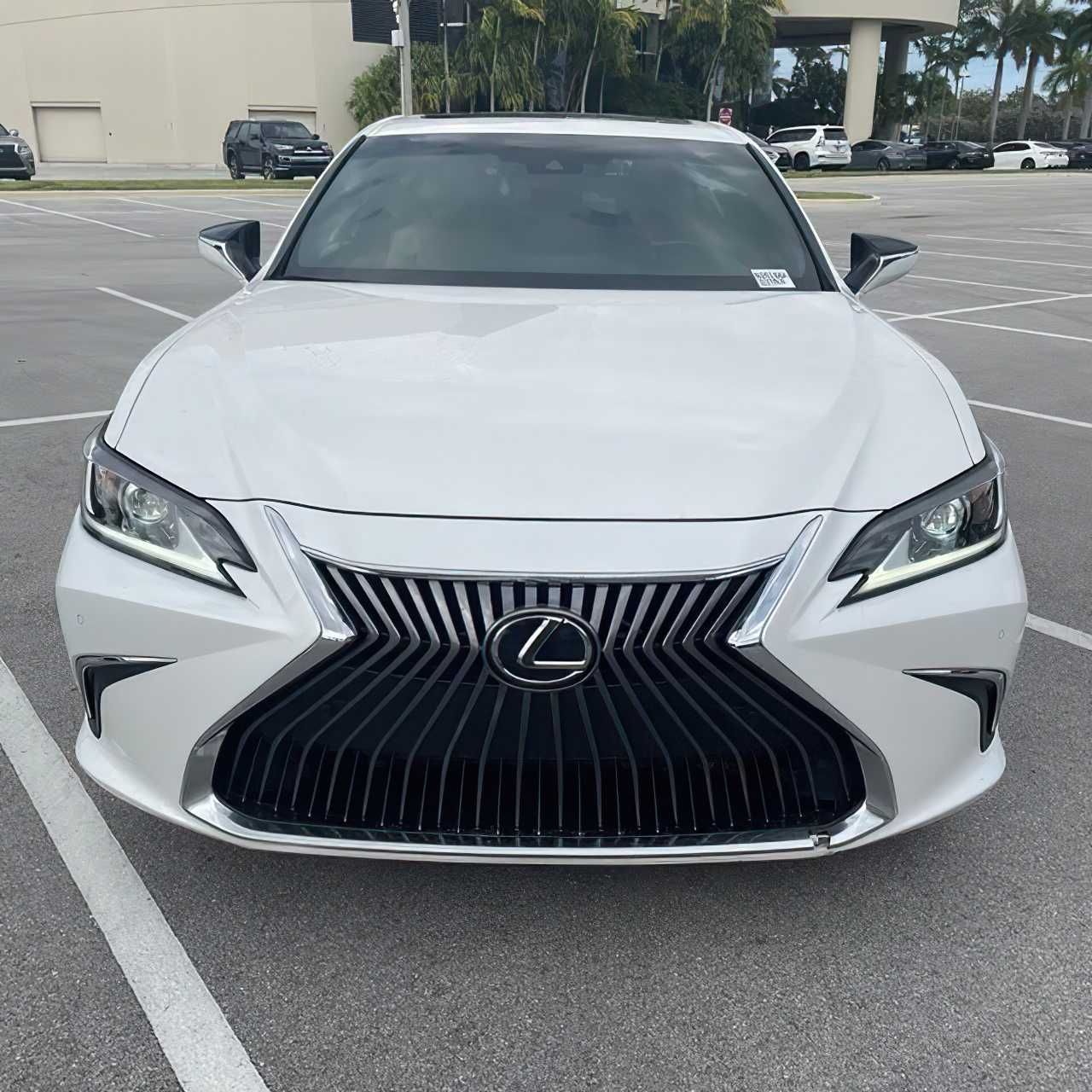 Lexus ES 2020 White
