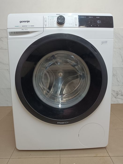 Продам пралку  2020 року