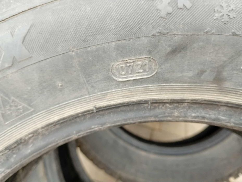 Opony zimowe R16 205/55