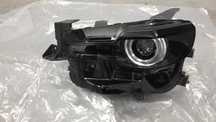 Farol esquerdo Mazda MX30 LED original usado