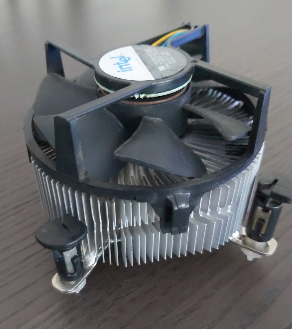 Cooler CPU Intel