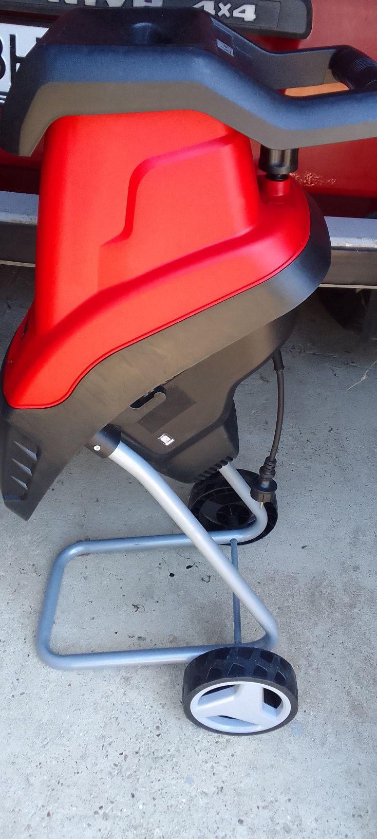 Садовый измельчитель Einhell  GC-KS 2540