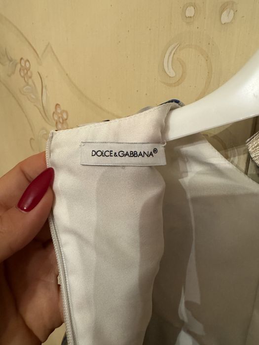Детское наряжнок платье dolce gabbana 24-30мес.100% шелк