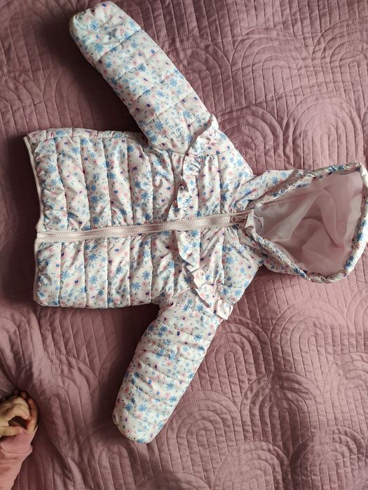 Sprzedam kurtkę przejściową dla dziewczynki 92