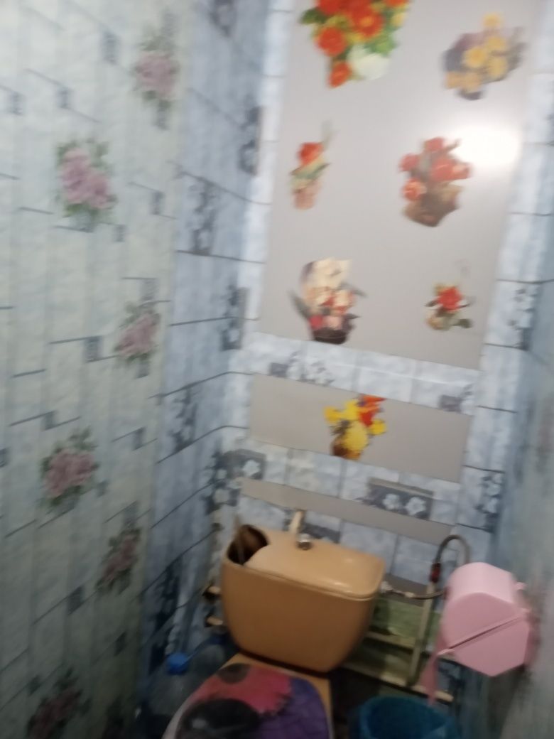 Здам кімнату в квартирі для 1-2 хлопців в р-ні Буд. Офіцерів.