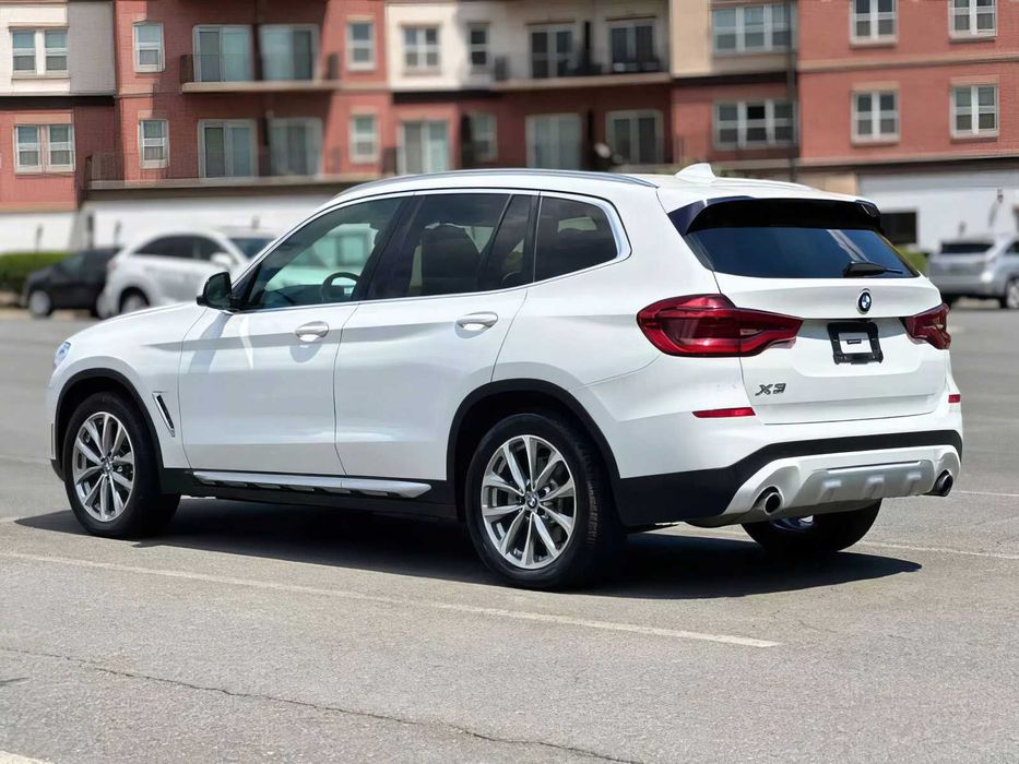 BMW X3      2019