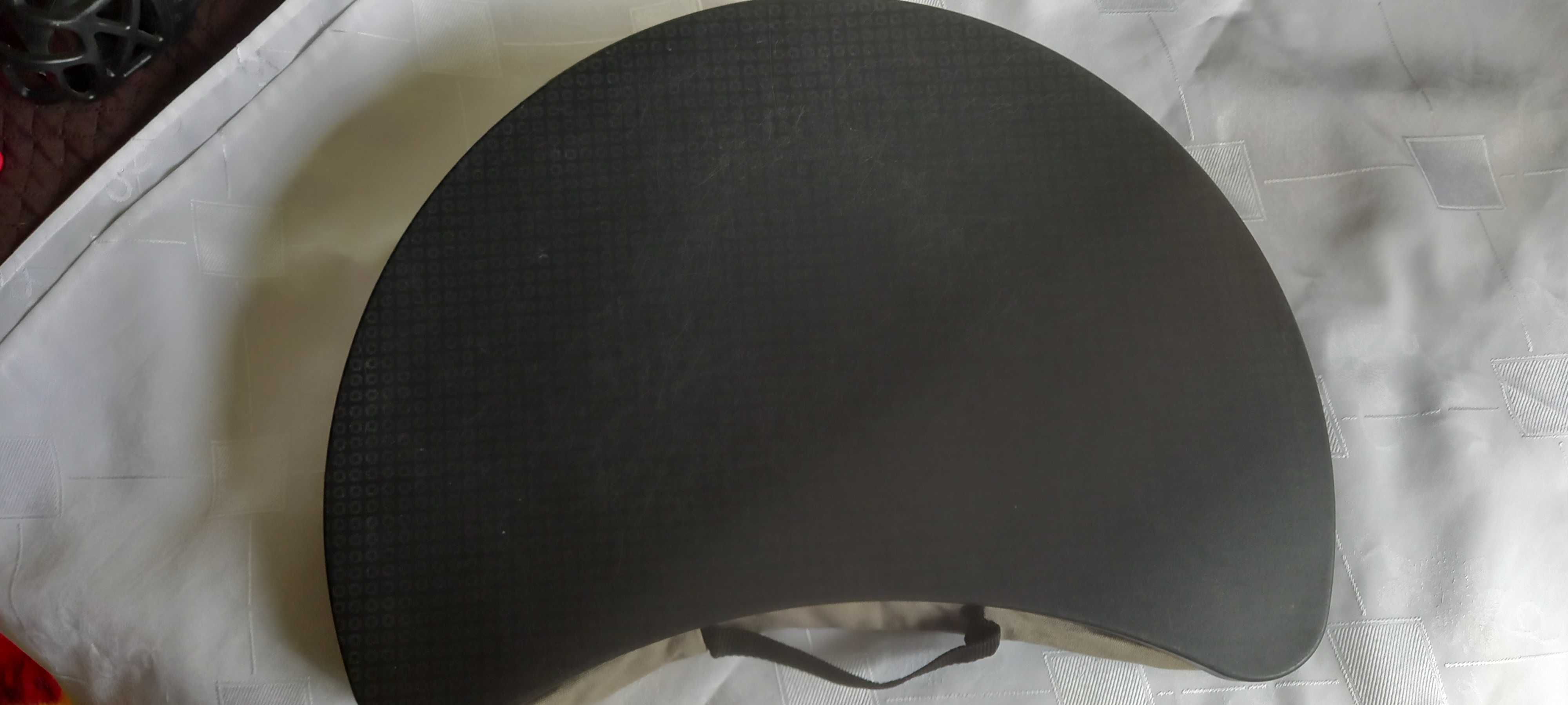 Komputerowa poduszka pod komputer Ikea
