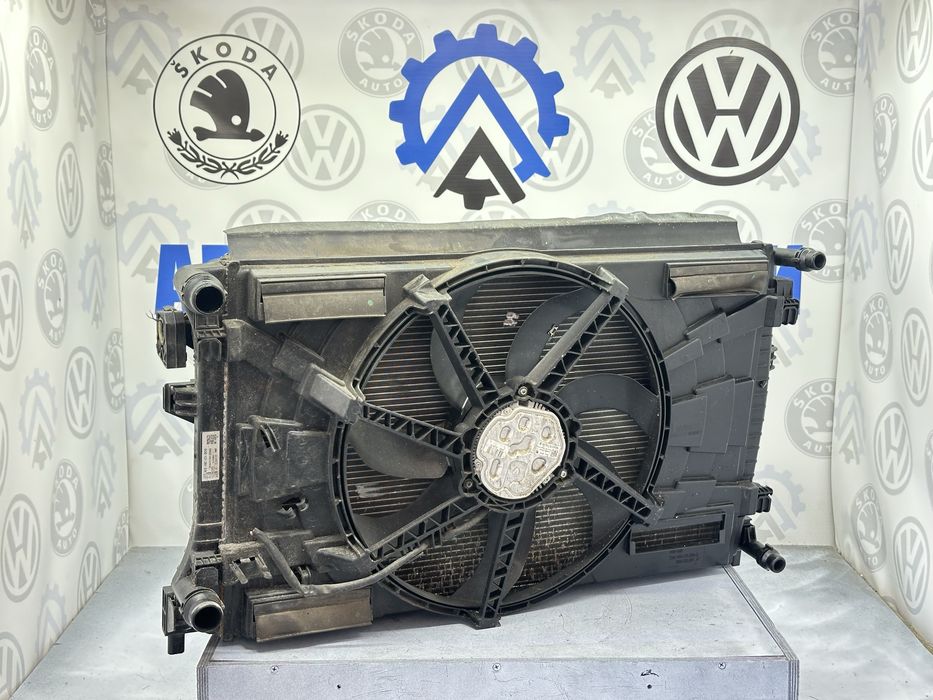 Касета радіаторів дифузор 2.0 tdi Шкода А7 радіатор водяний golf 7 b8