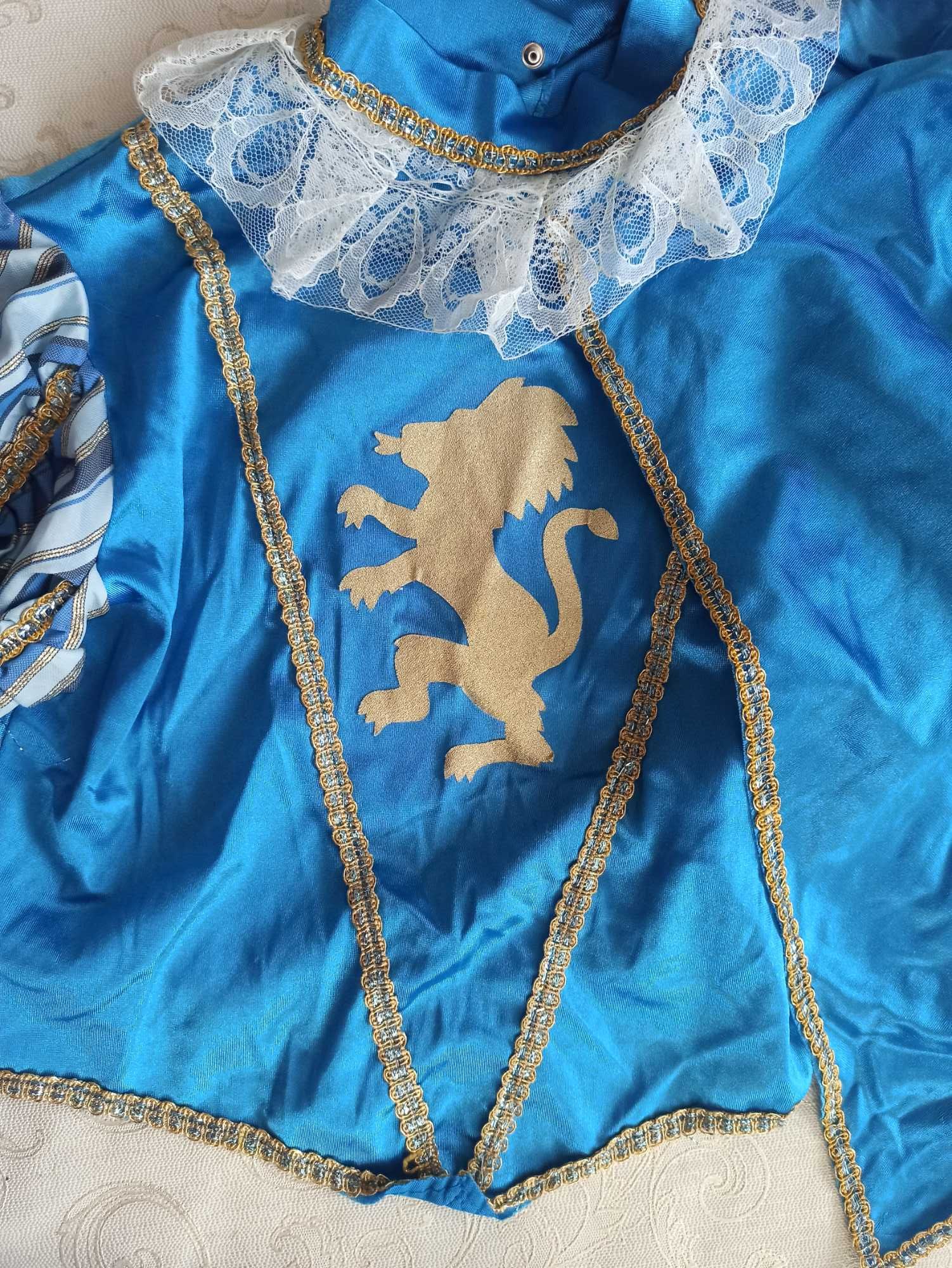 Карнавальний маскарадний костюм 4-5-6 р паж принц король лицар