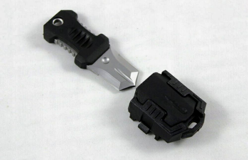 Nóż taktyczny ratunkowy