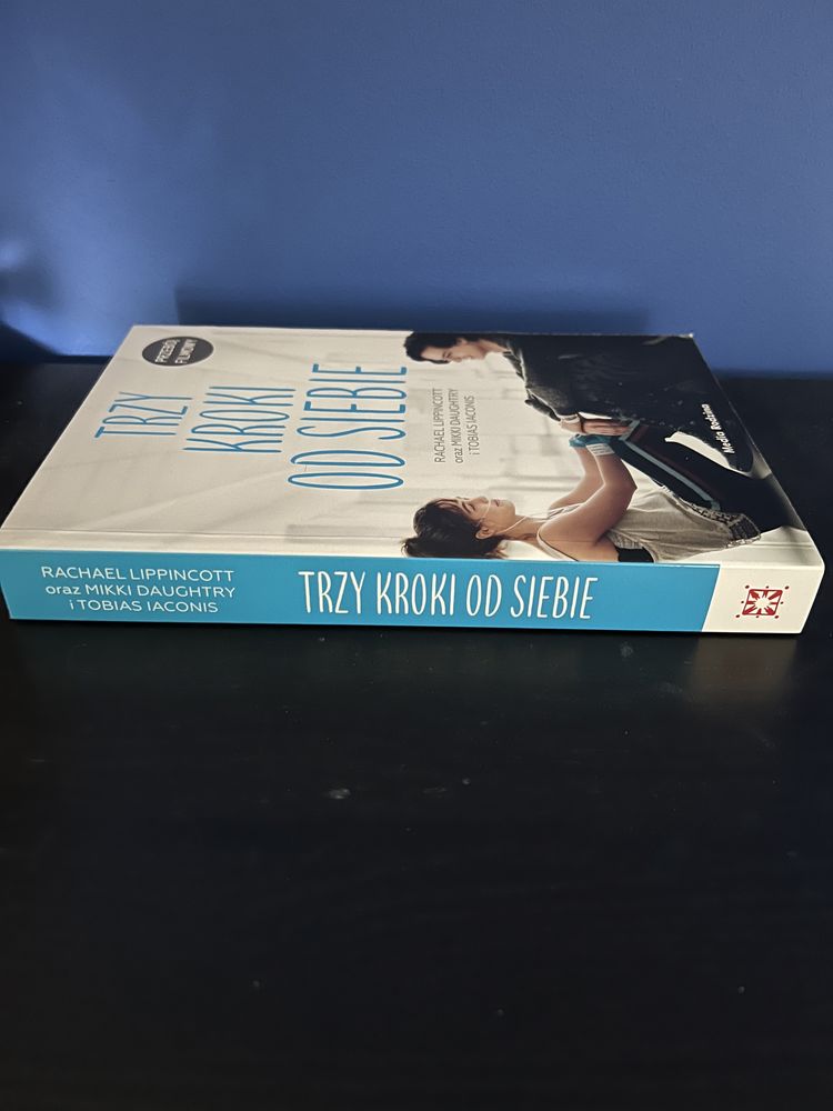 „Trzy kroki od siebie” - miękka okładka