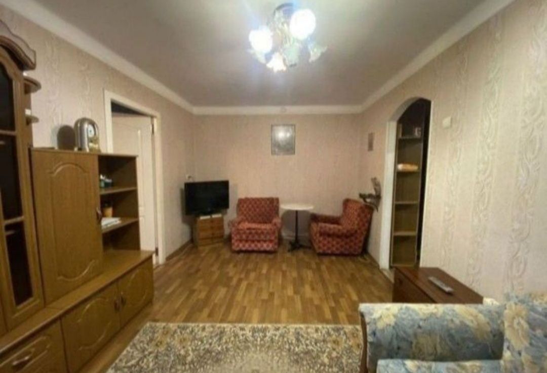 Увага! Ціну знижено!Продаж 2 кім на пл. Визволення