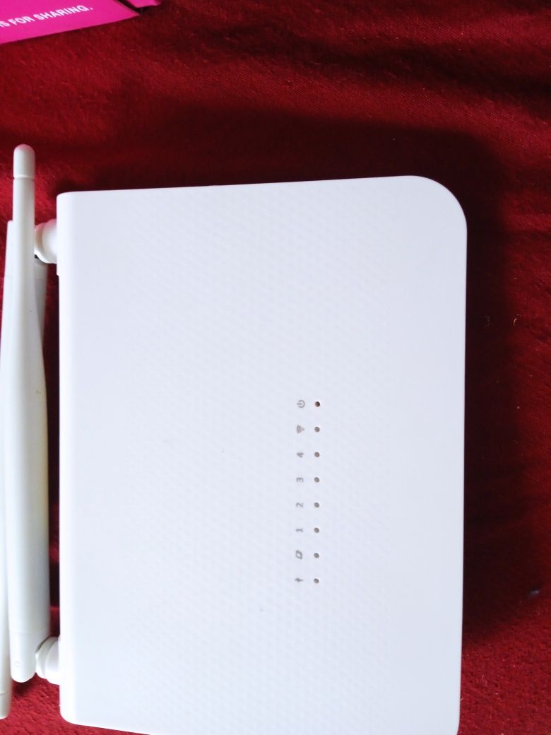 Router 300 m witealess