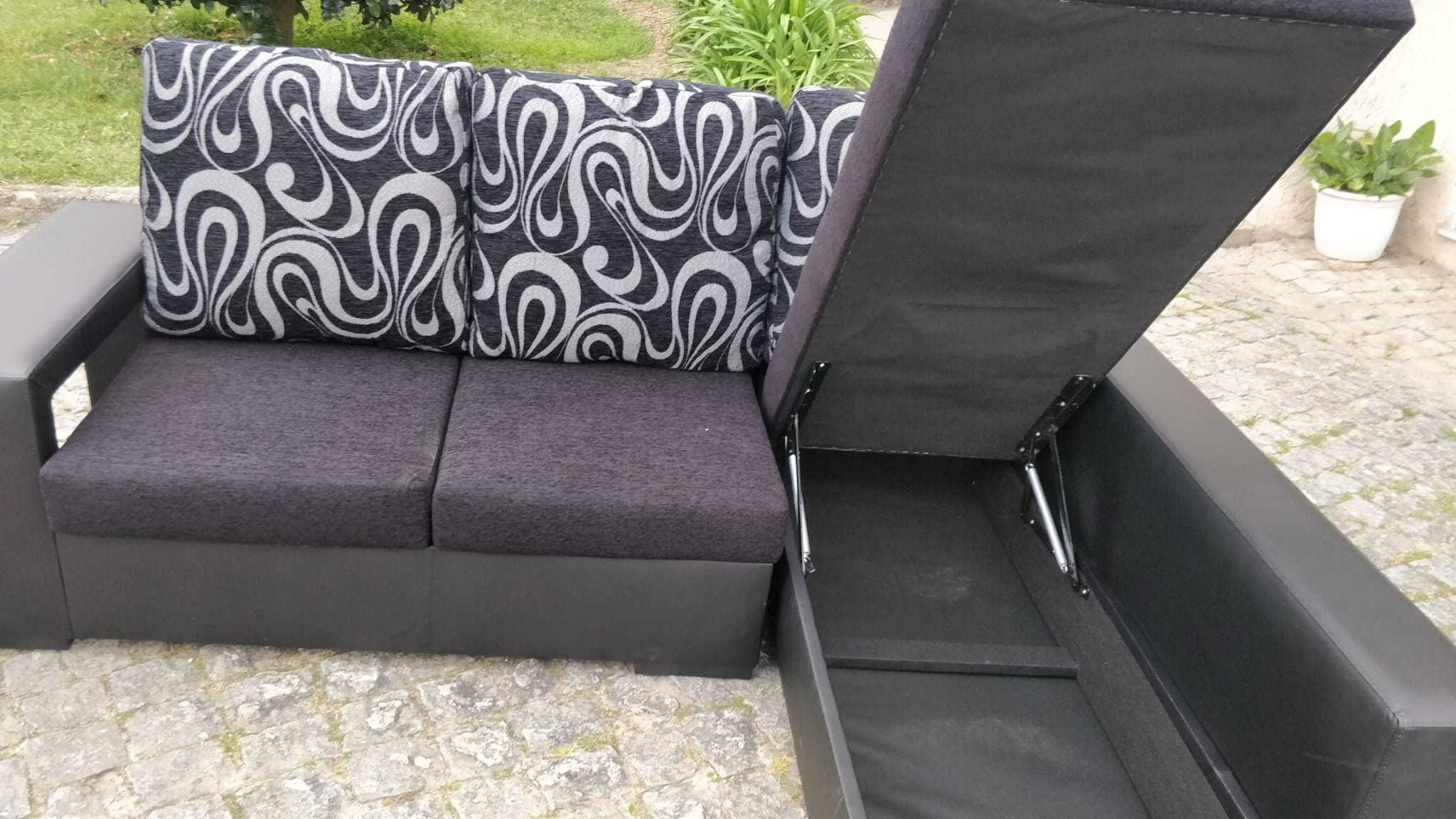 Sofá 3 Lugares com Chaise Longue