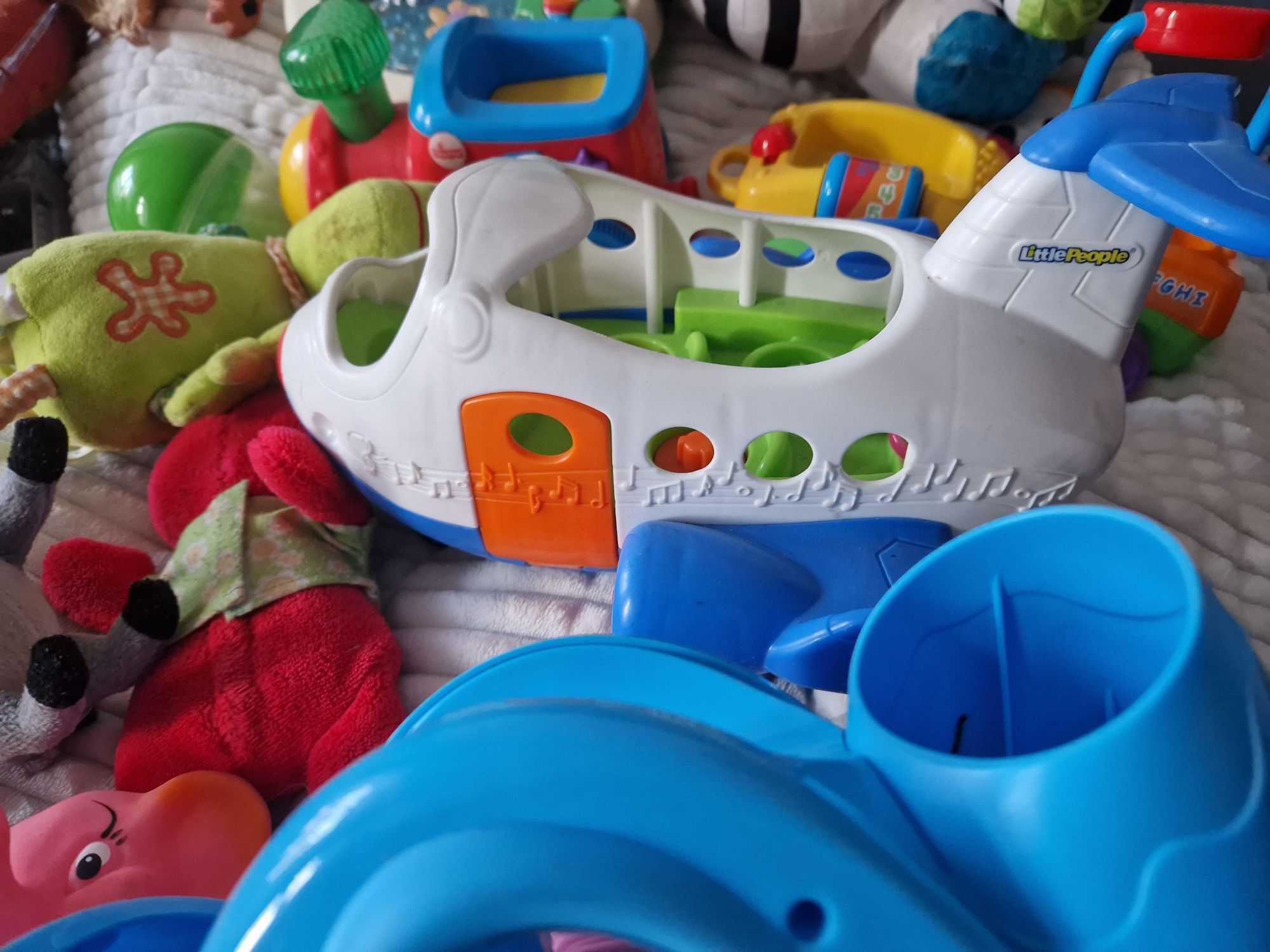 Zabawki Fisher price i inne w Wielka Paka dla niemowlaka