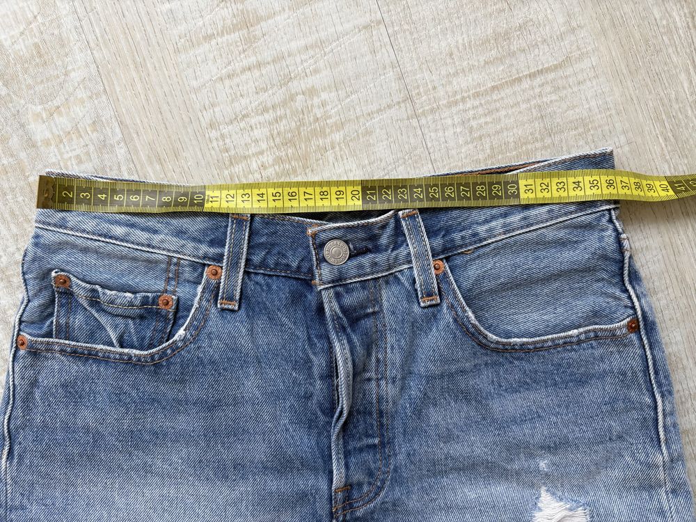 Шорти Levi’s розмір W26