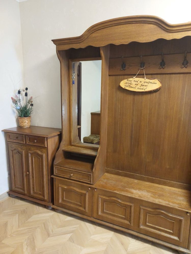 Продам меблі для коридору