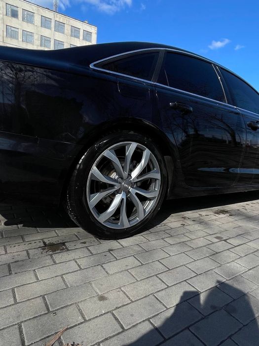 Продам Ауді а6с7 3.0д