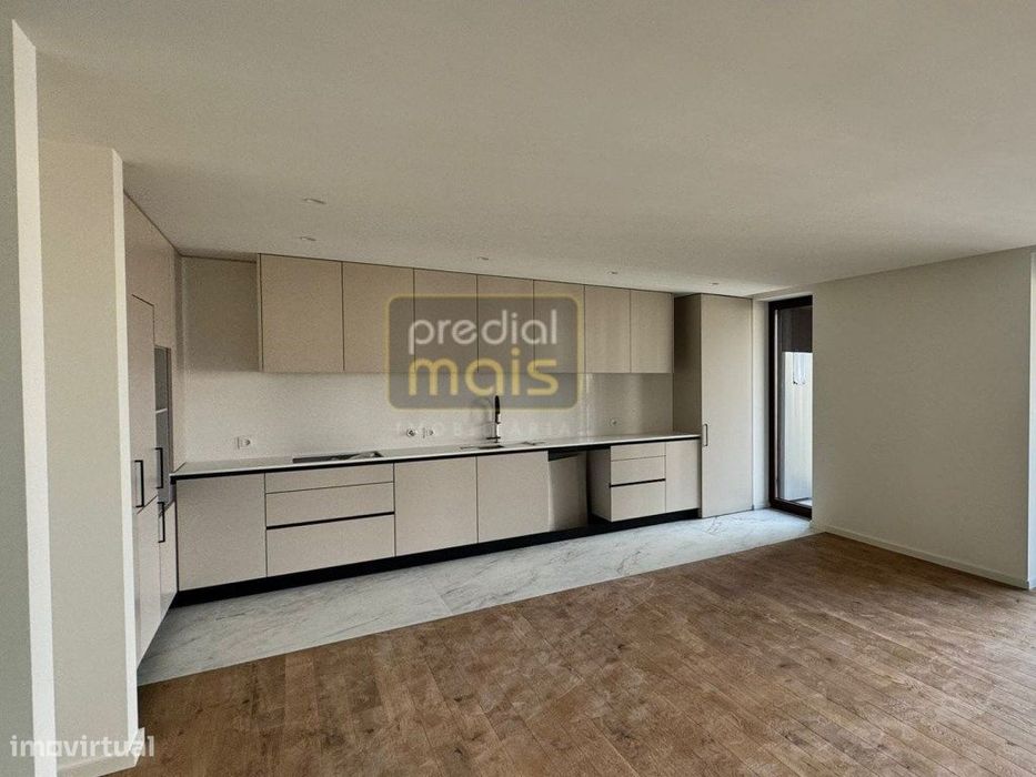 Apartamento T1 Novo - Joane