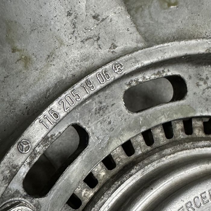 Крильчатка радіатора 1162051906 з віскомуфтою 1162001122 Mercedes w126