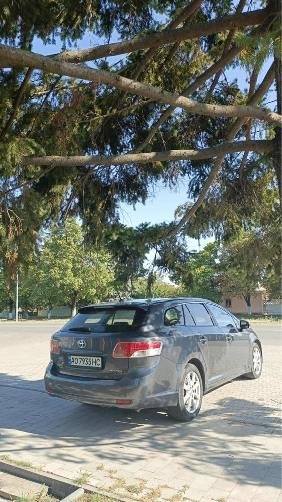 Toyota Avensis 2009