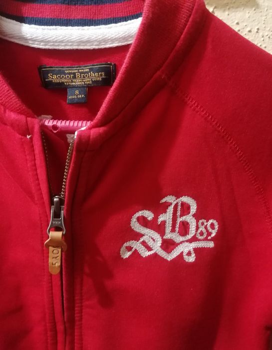 Casaco vermelho de rapaz da Sacoor