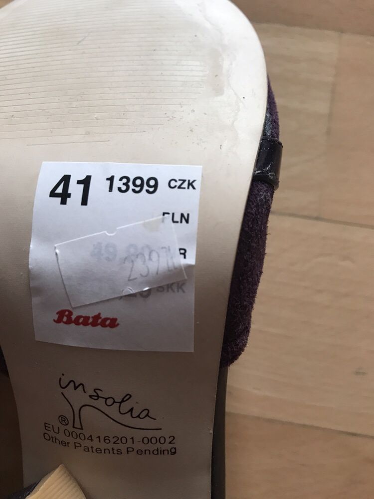 Buty 41 BATA skórzane Nowe !